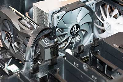 X570 PhantomGaming4